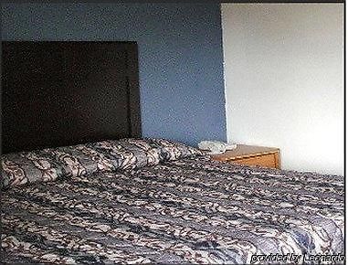 American Inn Graham Ruang foto